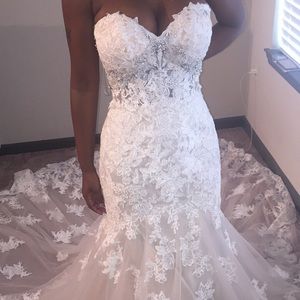 Wedding gown